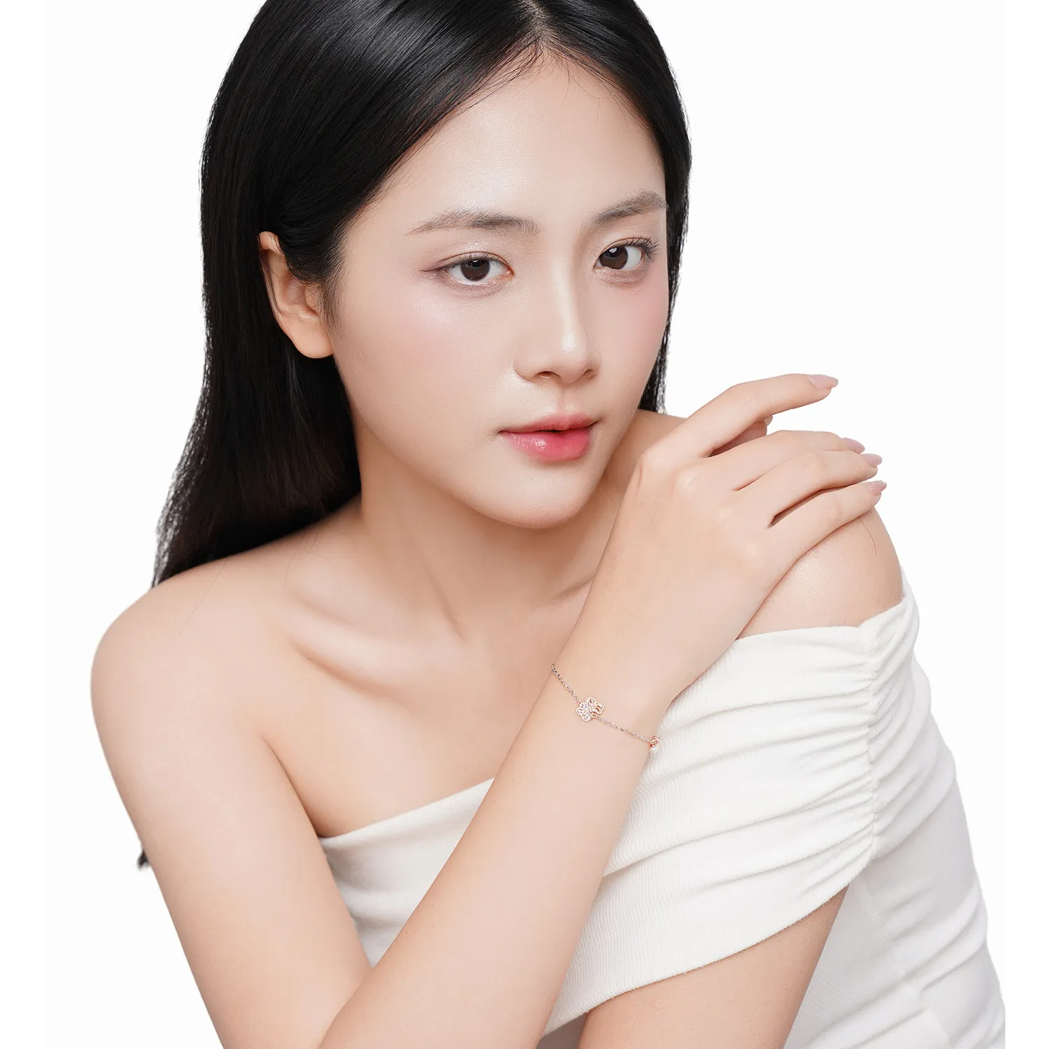 Lắc Vàng 10K Ngọc Trai Bunny Dream -  - 02